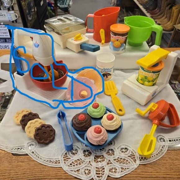 Other - SOLD MORE Collectible Vintage 1987 Fisher Price Collectible Baking Cooking SetS